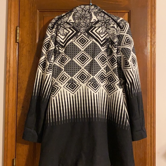 Jacket - Picture 4 of 4